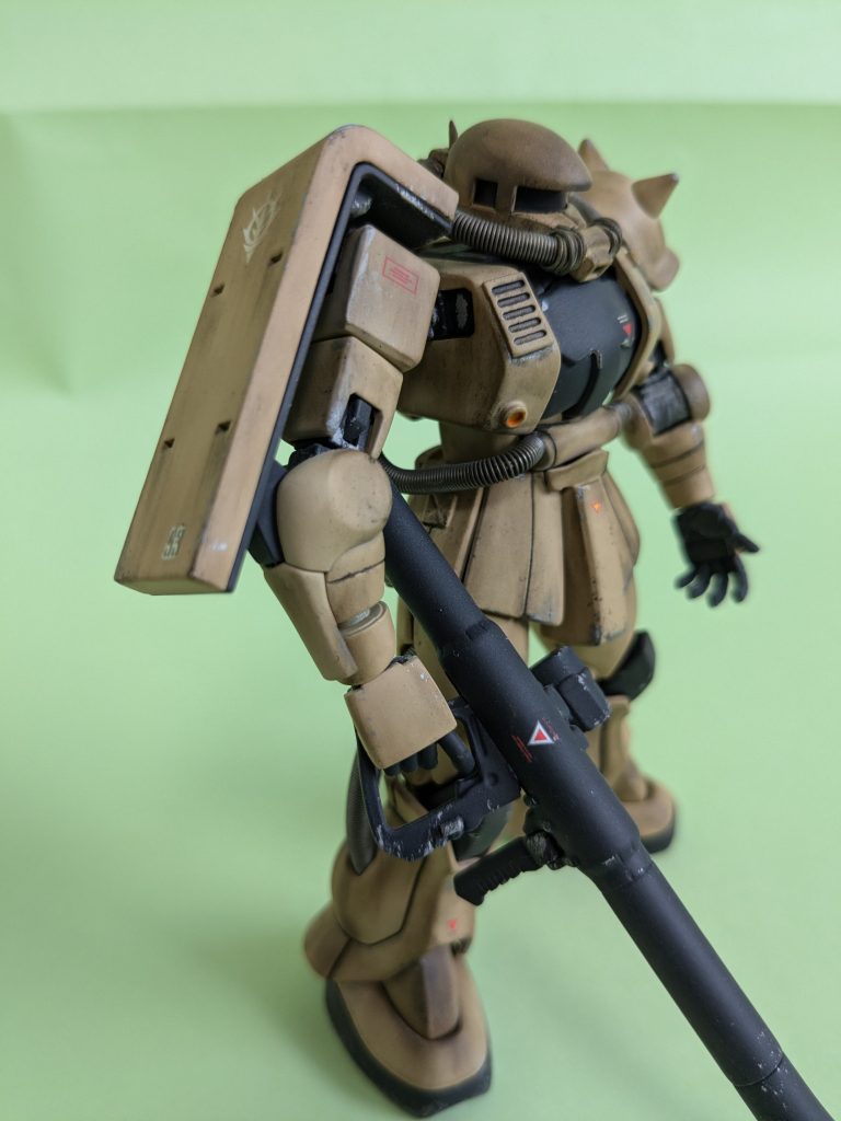 塗装ってお金かかりますね。部屋が汚れると嫁さんに怒られるのでスプレーは全て野外で…。