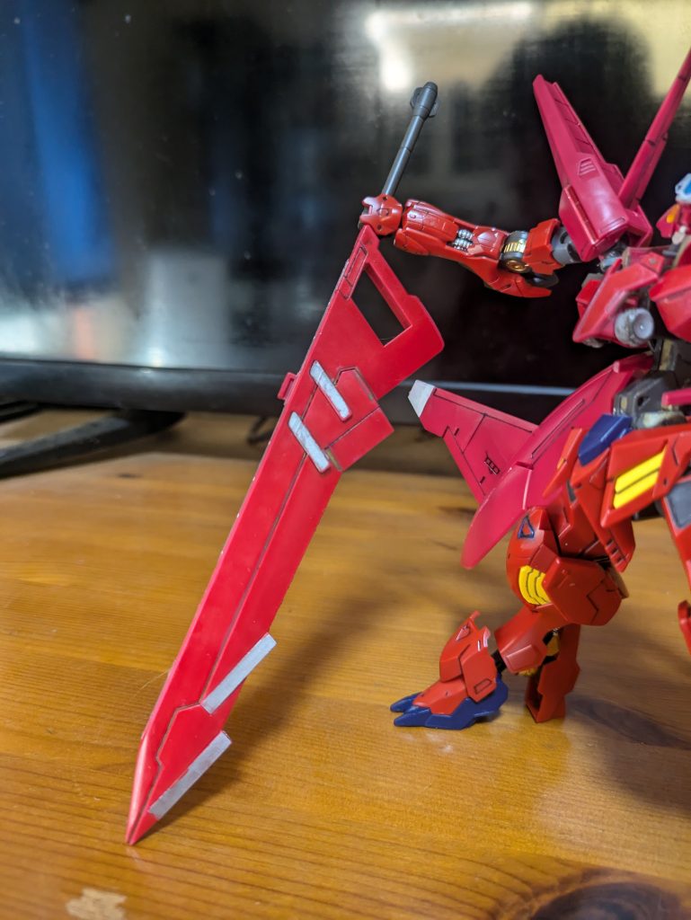 ソードメイス改「スパーダ」はアルケーのGNバスターソードの柄をアメイジングルプスの余剰パーツでついていたソードメイスの物に付け替え、鉄血の世界に馴染めるようにしましたあとは設定だけ置いて締めとさせていただきます