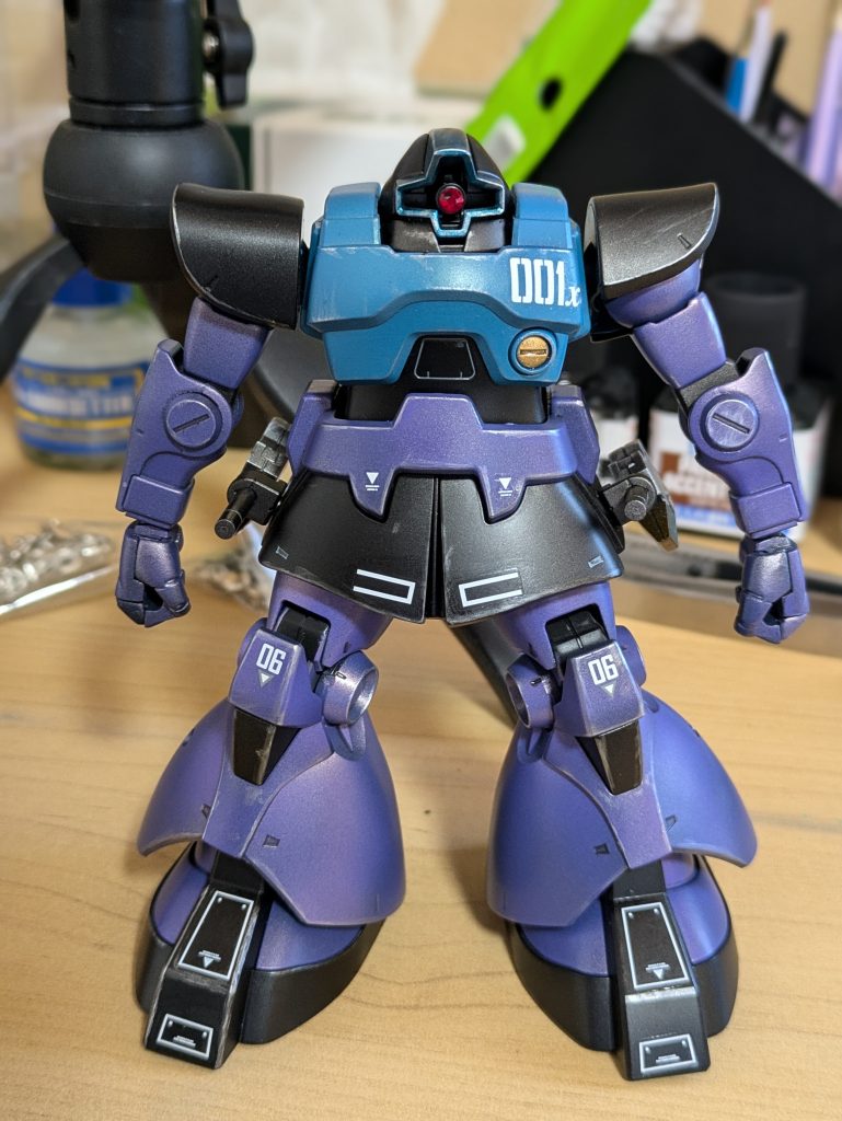 デカールと少し汚しこの後本格的に汚してあーなりました