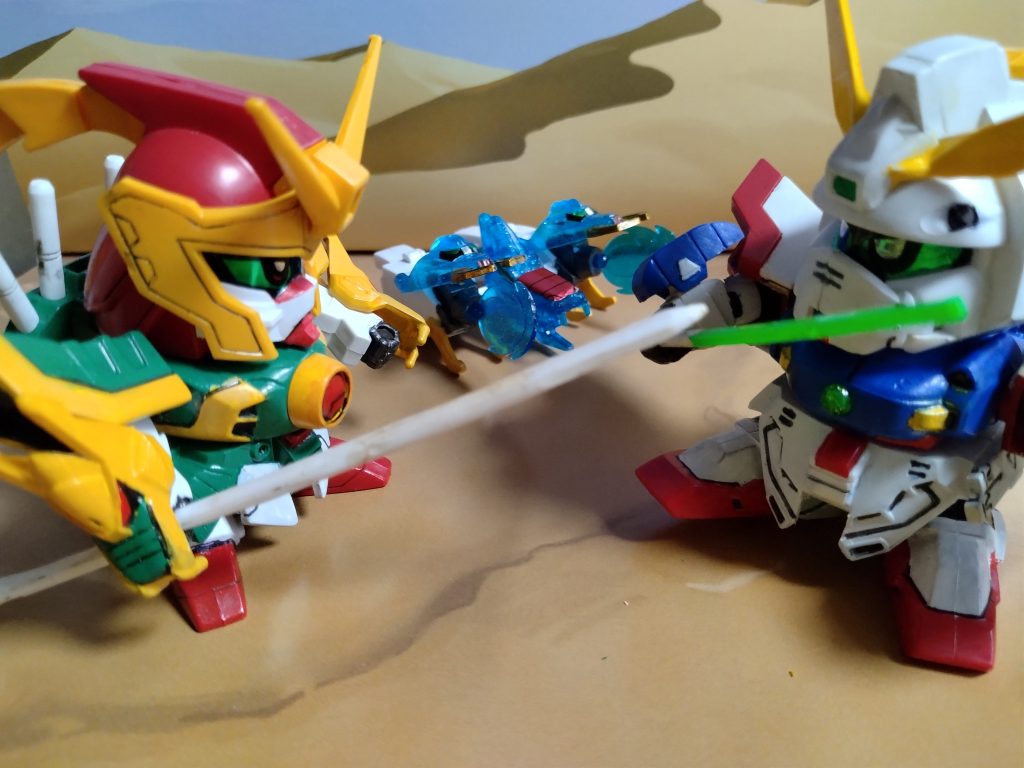 ドラゴンガンダムは多彩なギミックで攻めて来ます〜フェイロンフラッグは(ランナープラ棒作)トリプルドラゴンヘッドと連携攻撃‼️