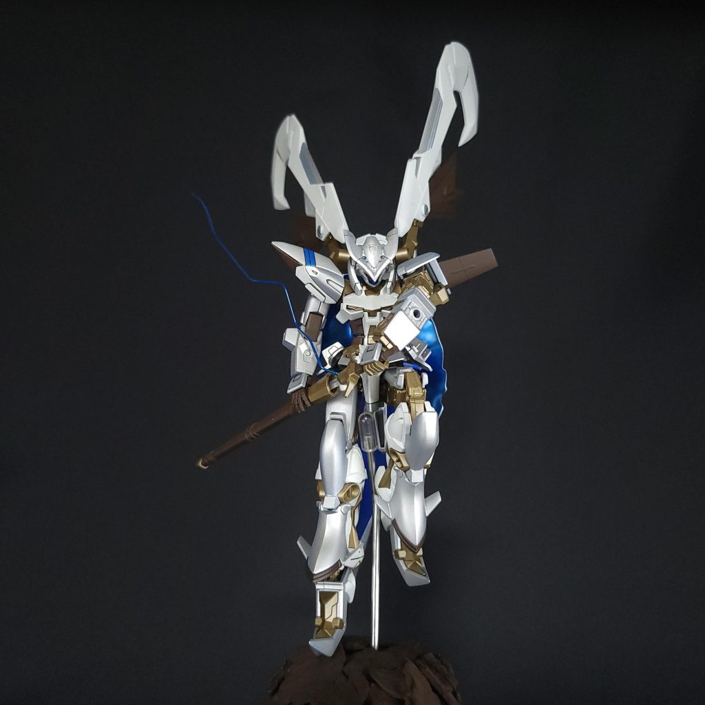 正面剣はコトブキヤのものを使用。