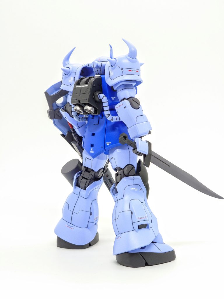 背面