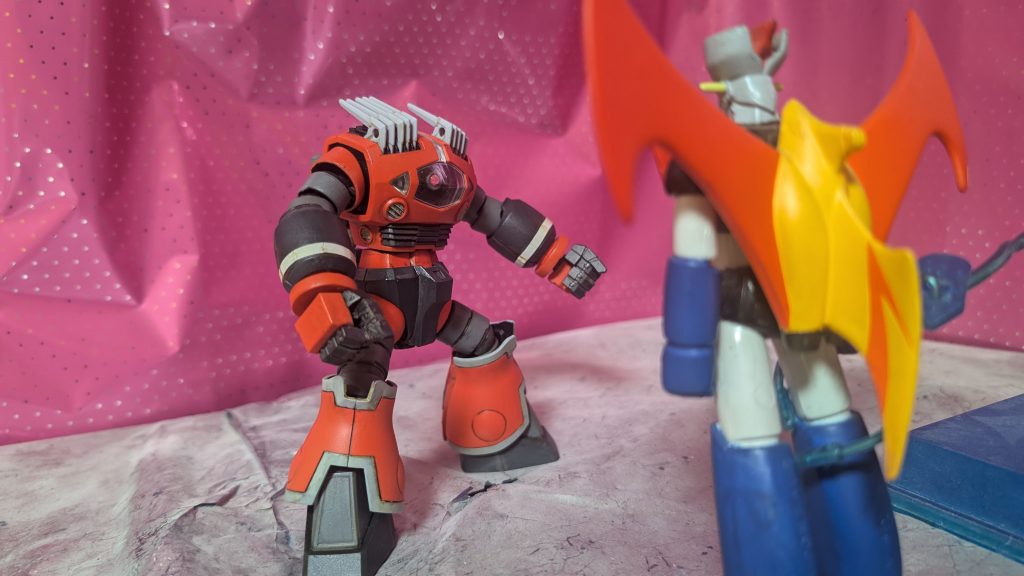 兜甲児「やいやい！ドクターヘルの機械獣！！このマジンガーＺが相手になるぜ！！