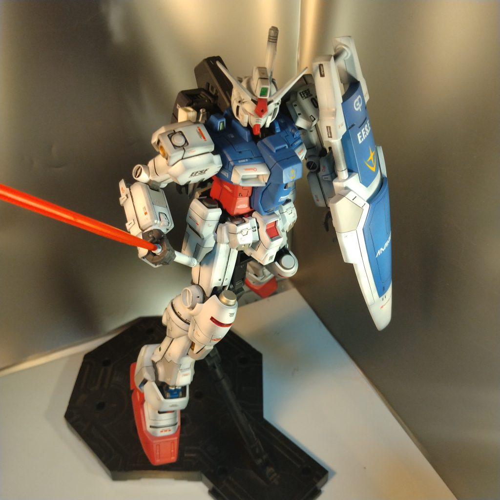 今回のGP01はゆっくり製作になりました!(笑)今までのGP01は比較的にグラデーションを軽めに製作してましたが、今回は少し目に留まるくらいのグラデーション塗装しました!