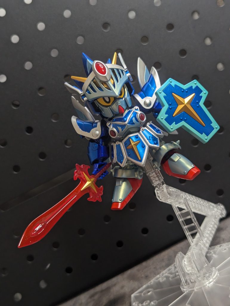 三種の神器（炎の剣、力の盾、霞の鎧）+天空の翼を装備した状態