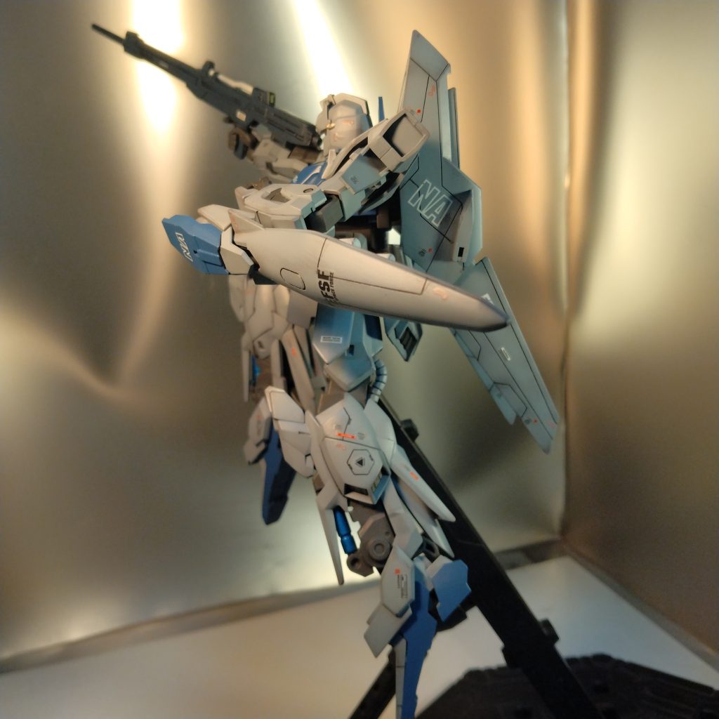 MGは数回ほど製作しましたが、HGデルタプラスは初めて作ります！