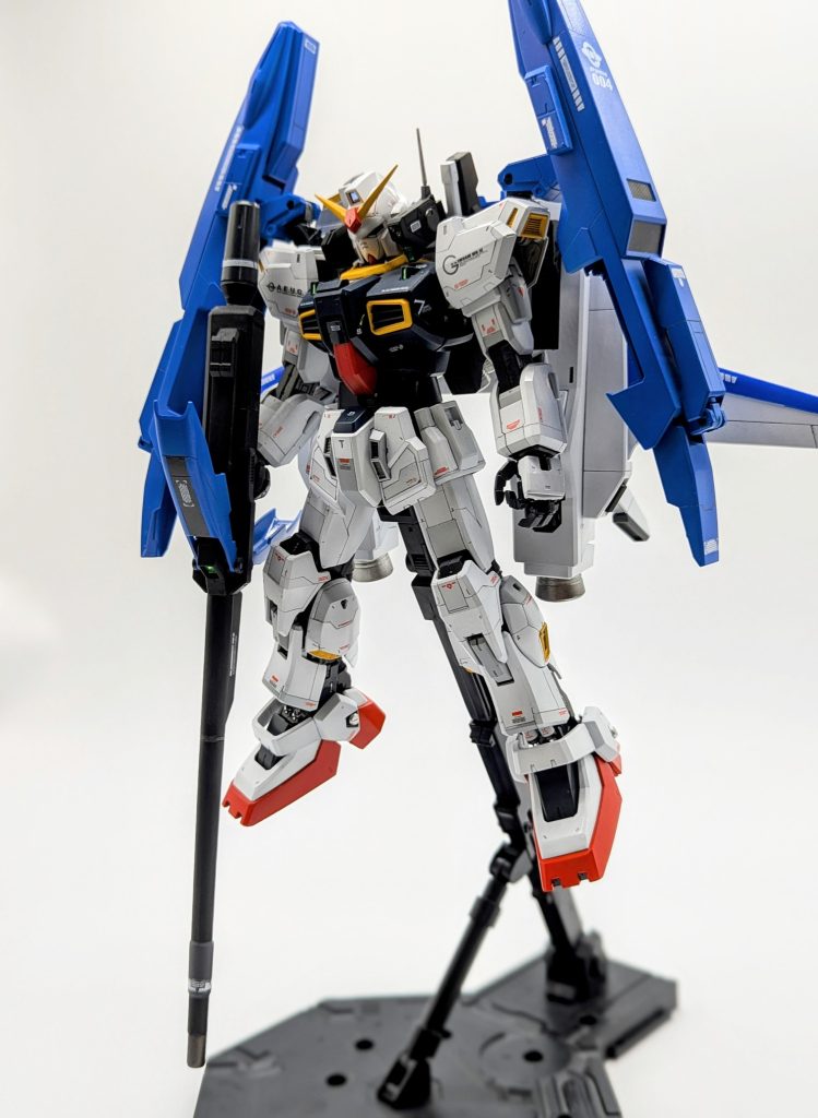 MGスーパーガンダム全塗装改修品–2枚目/制作者：kenshira0123
