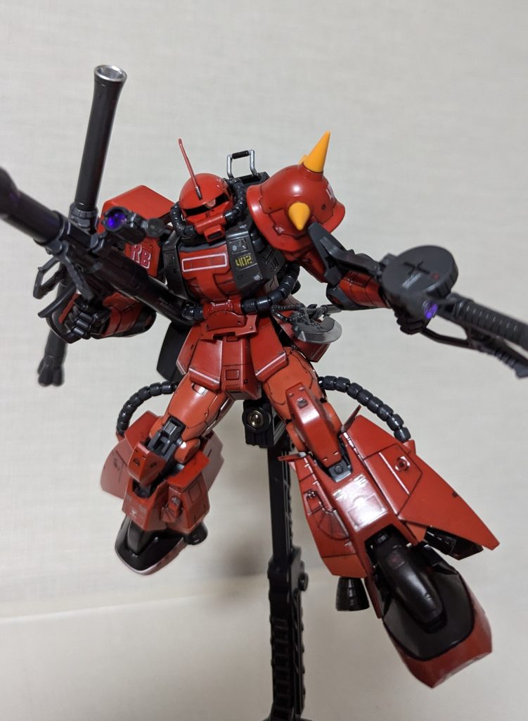 モノアイはHアイズ、スコープはオリジナル部品にラピーテープ