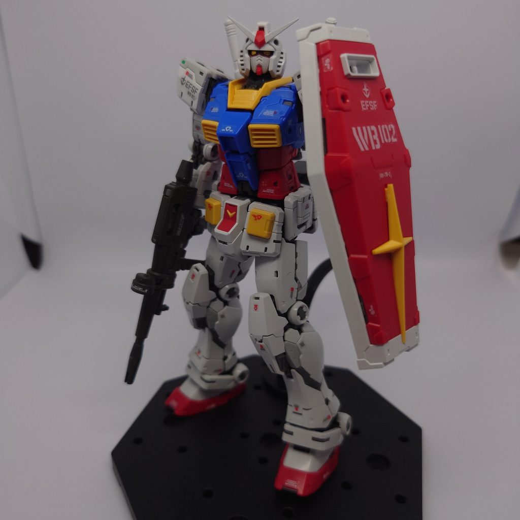 ビームライフル持たせましたかっこいいですね✨✨✨