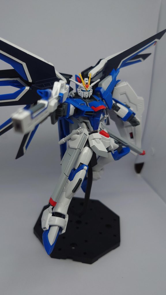 SEED打ちさせてみました( ´‎ࠔ`* )やっぱこのポーズが似合いますねぇ(　＾ω＾)