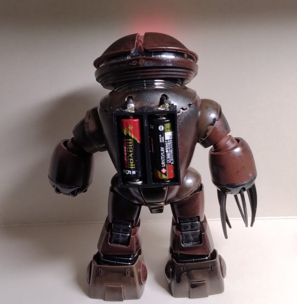 単5電池で光ります。