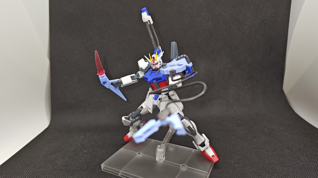 パンツァーアイゼン。クローも動くし、リード線付きです。