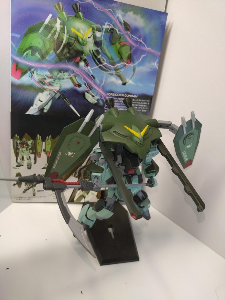 モビルアーマー形態。 