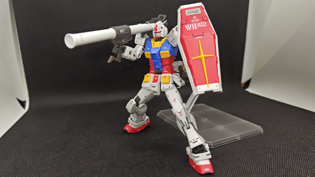 ハイパーバズーカ。オリジンガンダムのパケ絵意識してます。