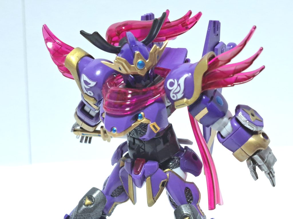 リアルモードF9ノ1改の変幻能力に零丸のリアル形態への変形技術を加えた形態。背部のパーツの一部を腕部や脚部に装着し延長している。この形態では放熱用ビームストールが常に展開しているが彩・代・華・導の発動の有無が可能。