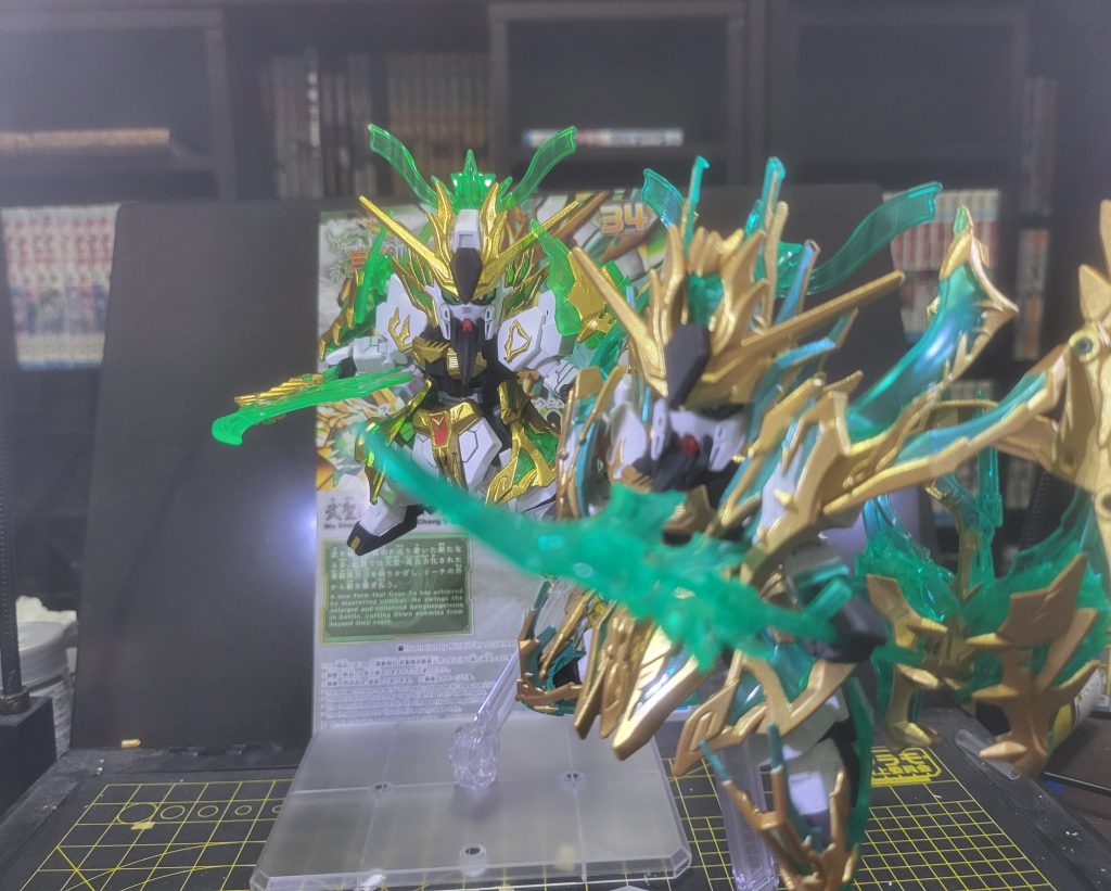 さて、残りはあと2体です そのつぎはヒーローズに行くか、昔作った古いHGの色塗りしようか迷ってるところです