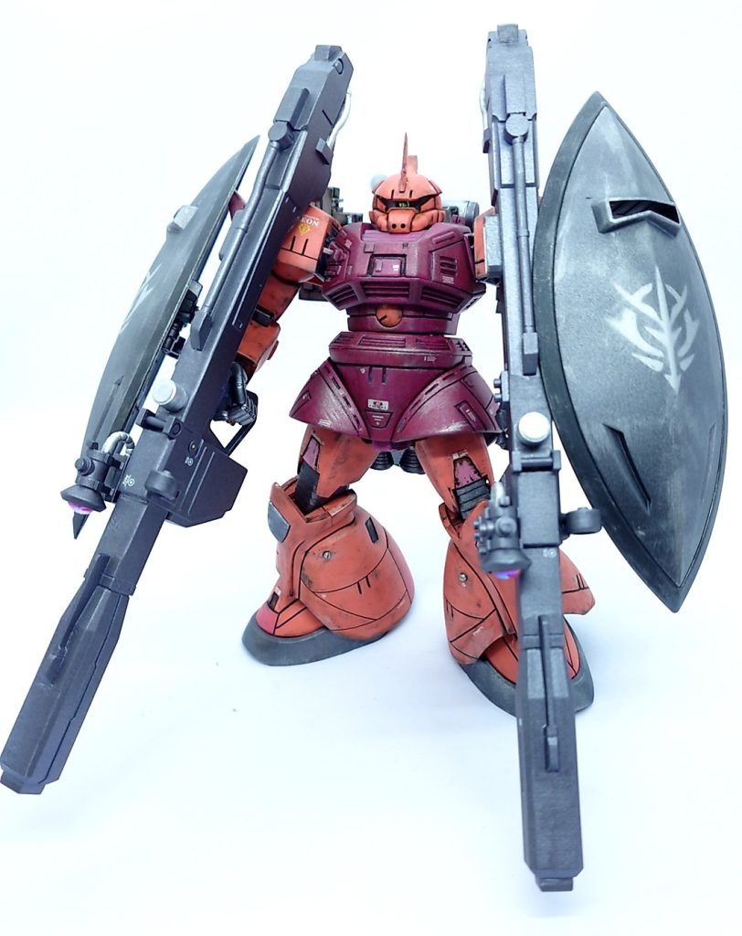 ビームバズーカ二丁装備。