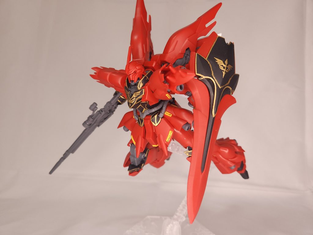 今回エングレービング部分は慣れないながら筆塗りしました。正直何日かに分けてやりましたがもう二度とやりたくないです笑