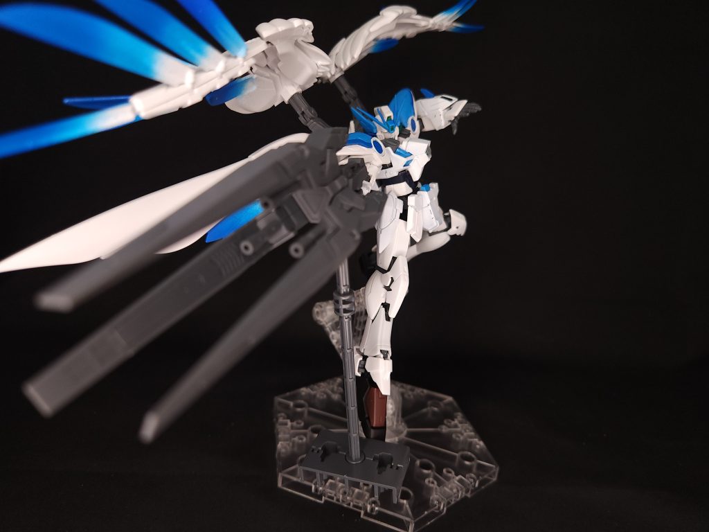 もちろんドライツバークのみでも保持可能ですがこちらも台座必須です。