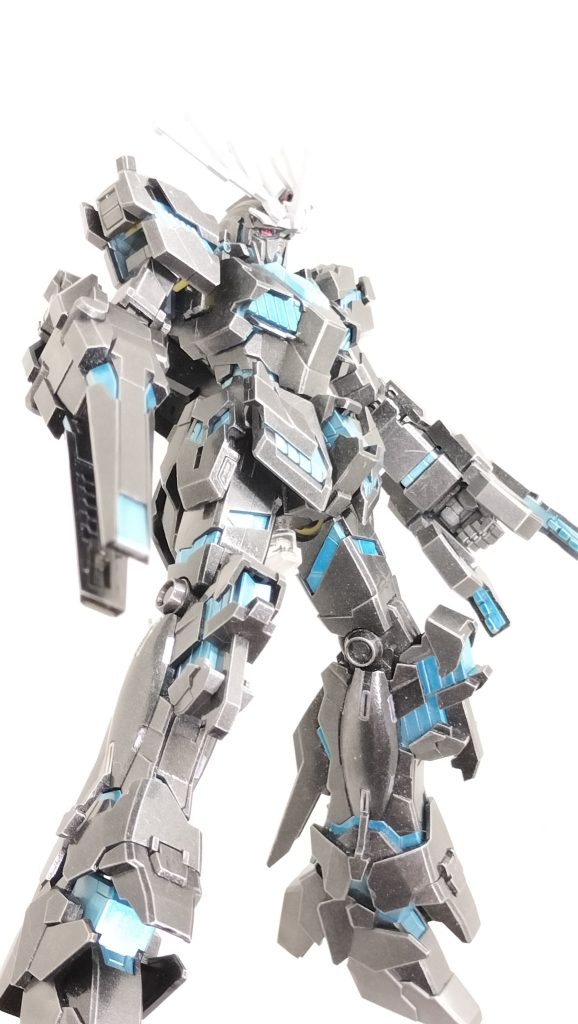 ユニコーンガンダム２号機バンシィ–2枚目/制作者：かえる