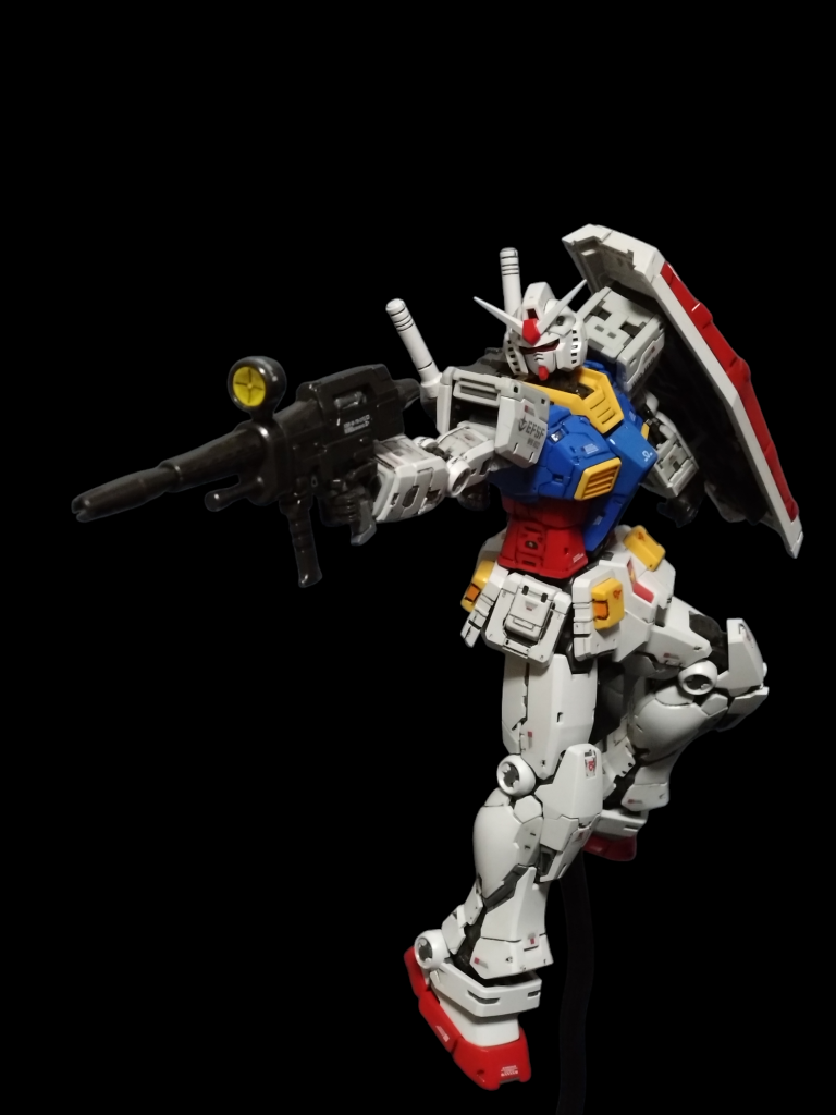 今風のポーズも決まりますね。