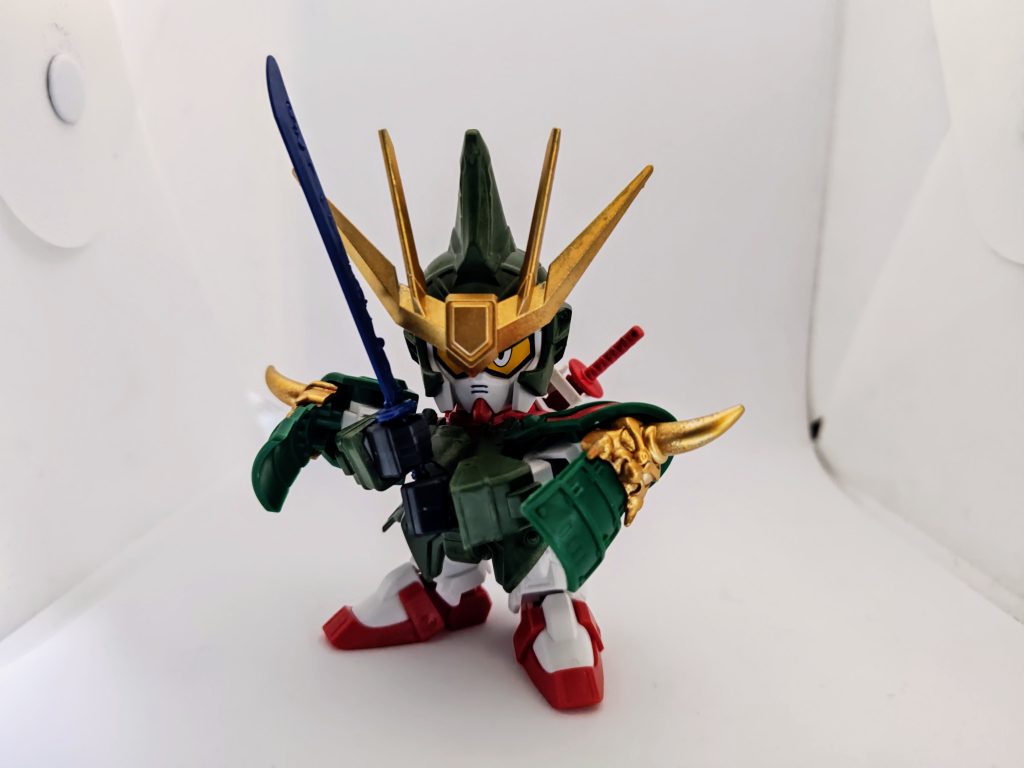 腕が少し長いのでギリギリ両手持ちが可能