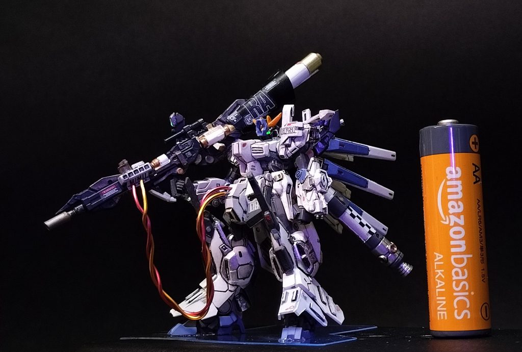 １５.        色変とちょっとジャンク足せば気軽にできると思ったら、ガチってしいまう毎回のお約束（笑）。パラス⇒ギャンのようにはいきませんでした。無為無策で行き当たりばったりでやってるから、予定どおりにはいかないのは当然ですかね。でも完成アップにこぎつけられたので、安心して出張に行って来られそうです。ご覧くださりありがとうございました。