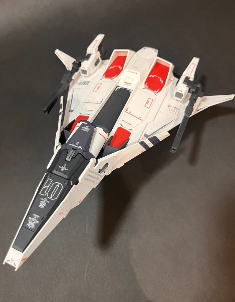 SFSはフライングアーマーをベースに、HWSのシールド、メガライドランチャーや３０MMのオプションパーツを使用しました。