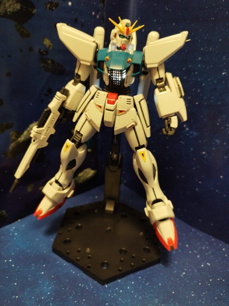 シールド、バズーカ、交換用の顔は箱の奥底にあるので、面倒なのでしまったままです。。