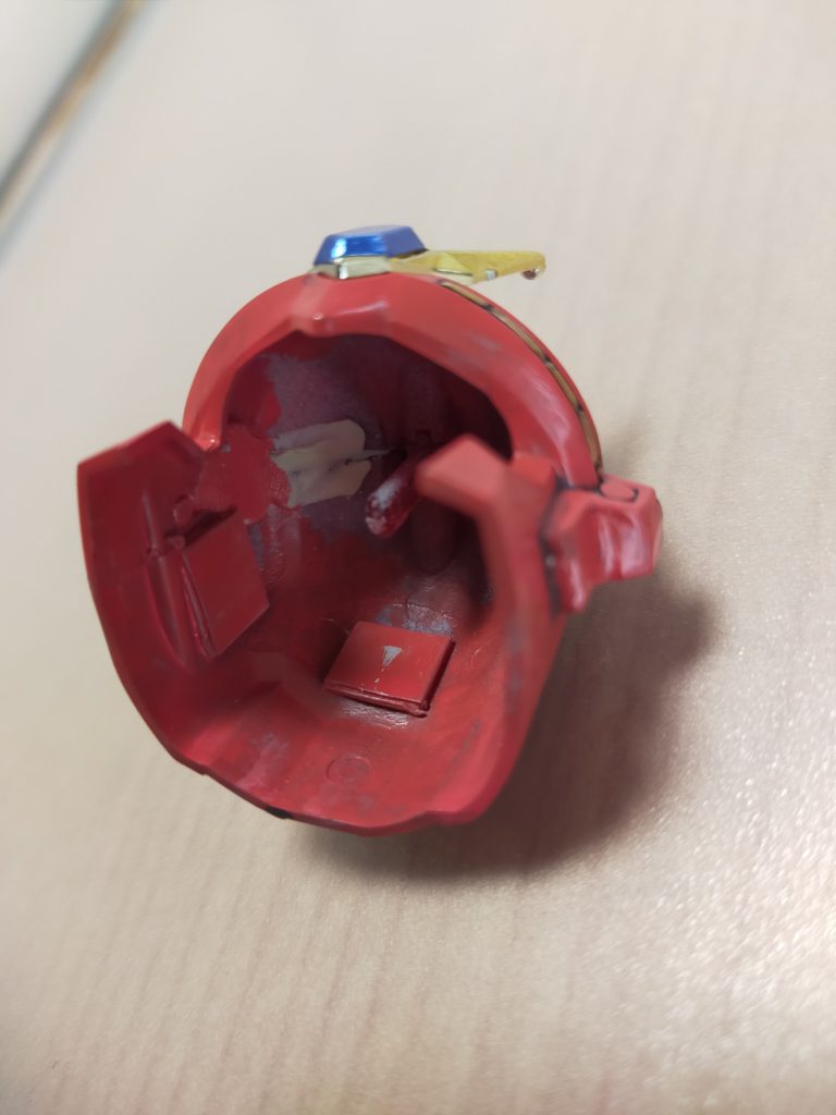 兜の中にプラバンを貼ってカッコよく兜を被ることができました(-ω☆)ｷﾗﾘ最後まで見て頂いてありがとうございましたm(_ _)m