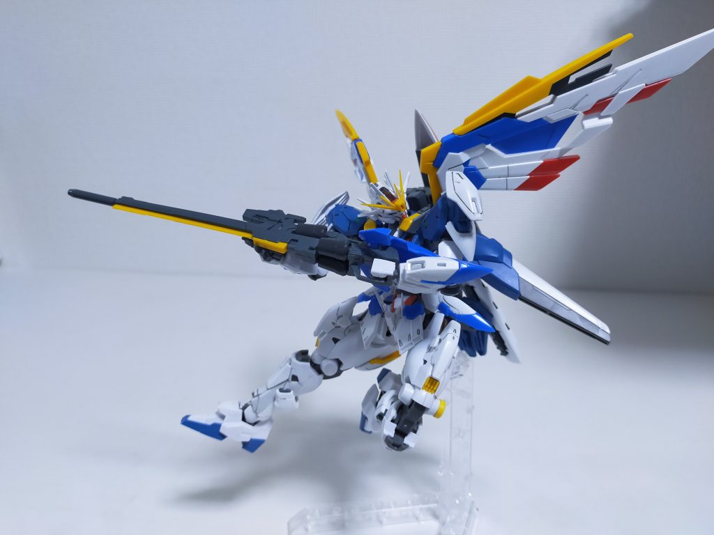 順番間違えちゃった。バスターライフル構え中です