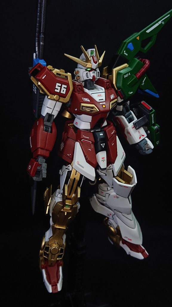 頭部 :ストライク胴体 :サンドロック腰部 :シェンロン肩 :ストライク腕部 :ストライク(左) サンドロック(右)脚部 :アストレイノーネームバックパック:サンドロック武装 :15.78mm対艦刀シュベルトゲベール(ストライク) ビームブーメラン マイダスメッサー(ストライク) ロケットアンカー パンツァーアイゼン(ストライク)