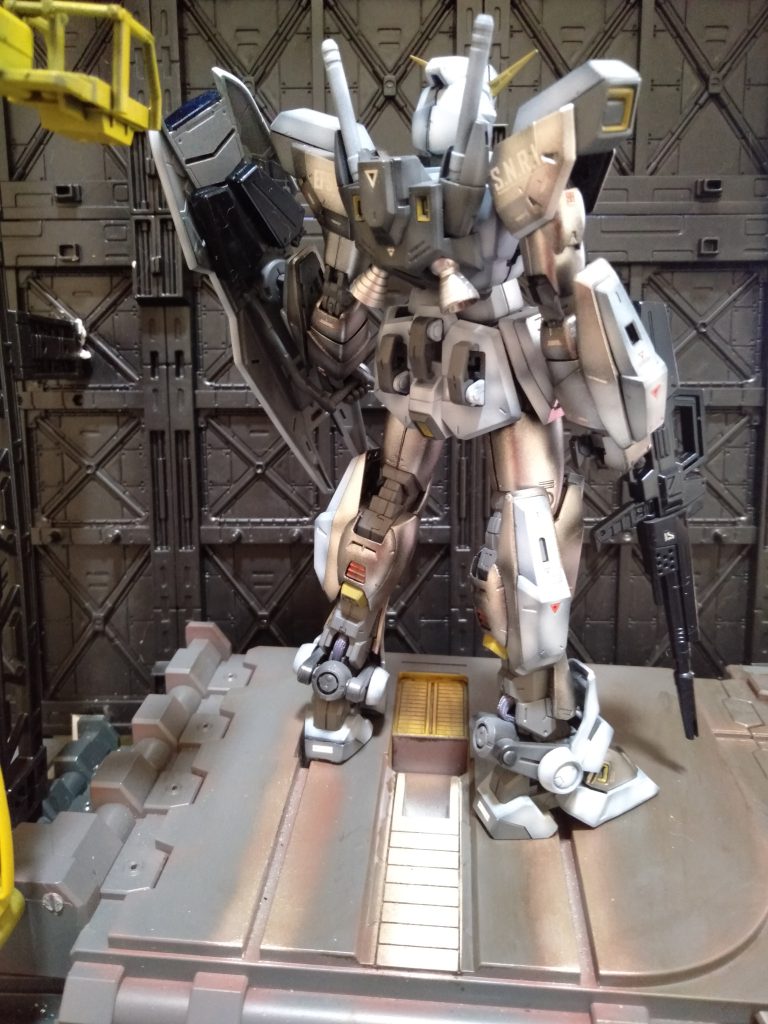 白、銀は塗装の最中に適当に、分類したんですが・・・割と正解かなぁ?