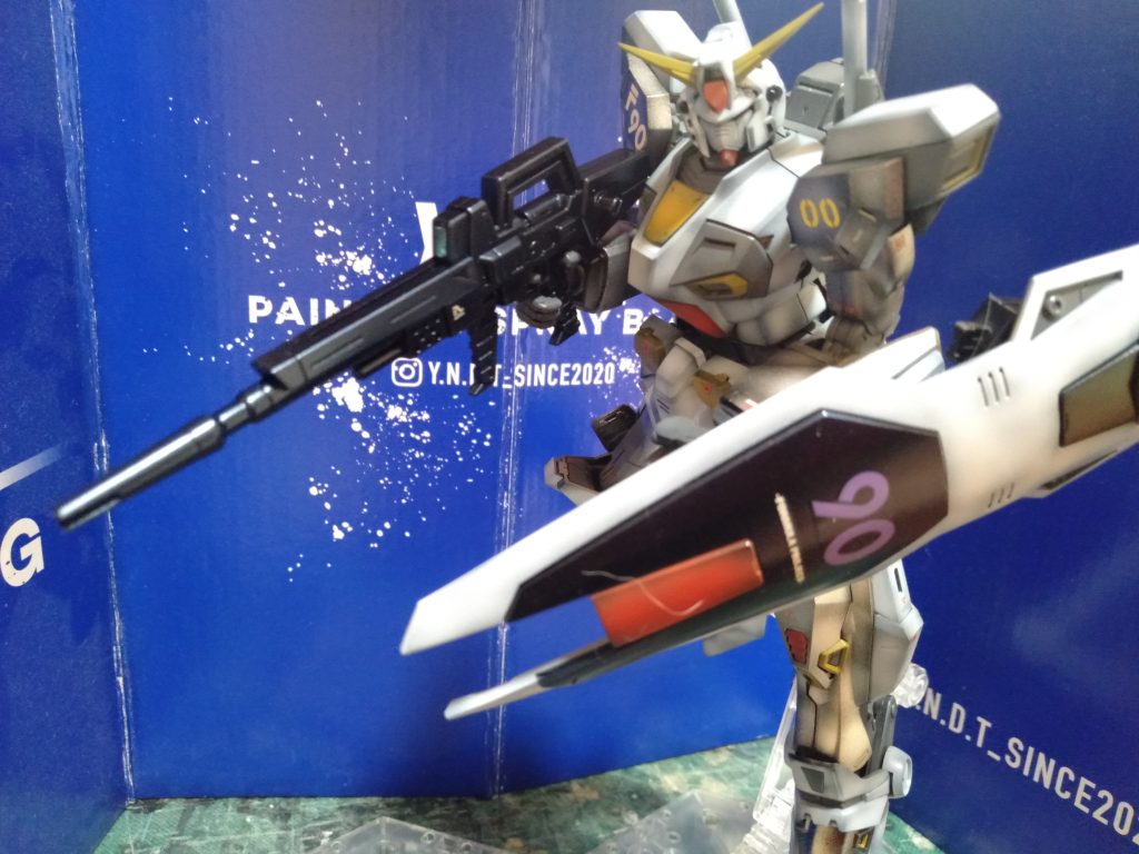 う~んビームエフェクトとかも、出来たらなぁ。           以上今回は簡単なお手軽、塗装変更のみです。機動戦士ガンダムF90クラスターに拾われないかなぁ、この予備機の話。