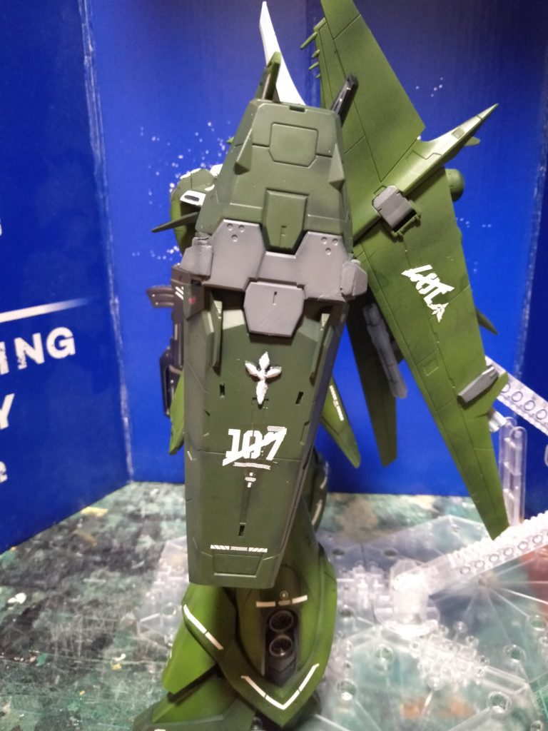 カバーも付けてます。