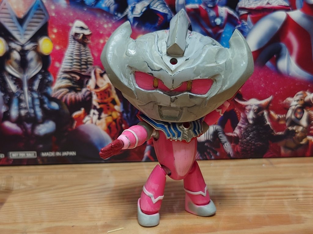 何か前より背縮んでないかって？実は今は訳あってプチッガイの身体を借りてるんだ。馴染むのに苦労したんだぜ。え？タイタスとフーマはいないのか？···あぁそうだ！急用を思い出したからもう行かなきゃ（汗）じゃあな！最後まで見てくれてありがとうな！また会おうぜ！