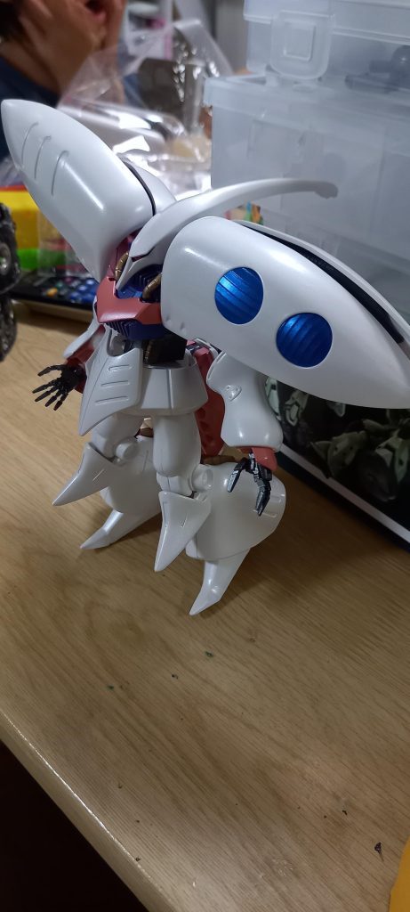 定番のパール塗装にしてみました(^-^;シンプルにね(gundam-kao3)