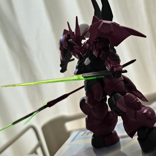 ディランザ〜、パーツがでっかい！