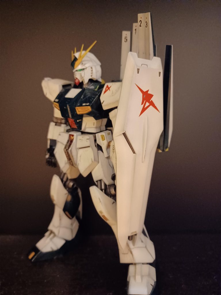 かれこれ20数年飾ってます