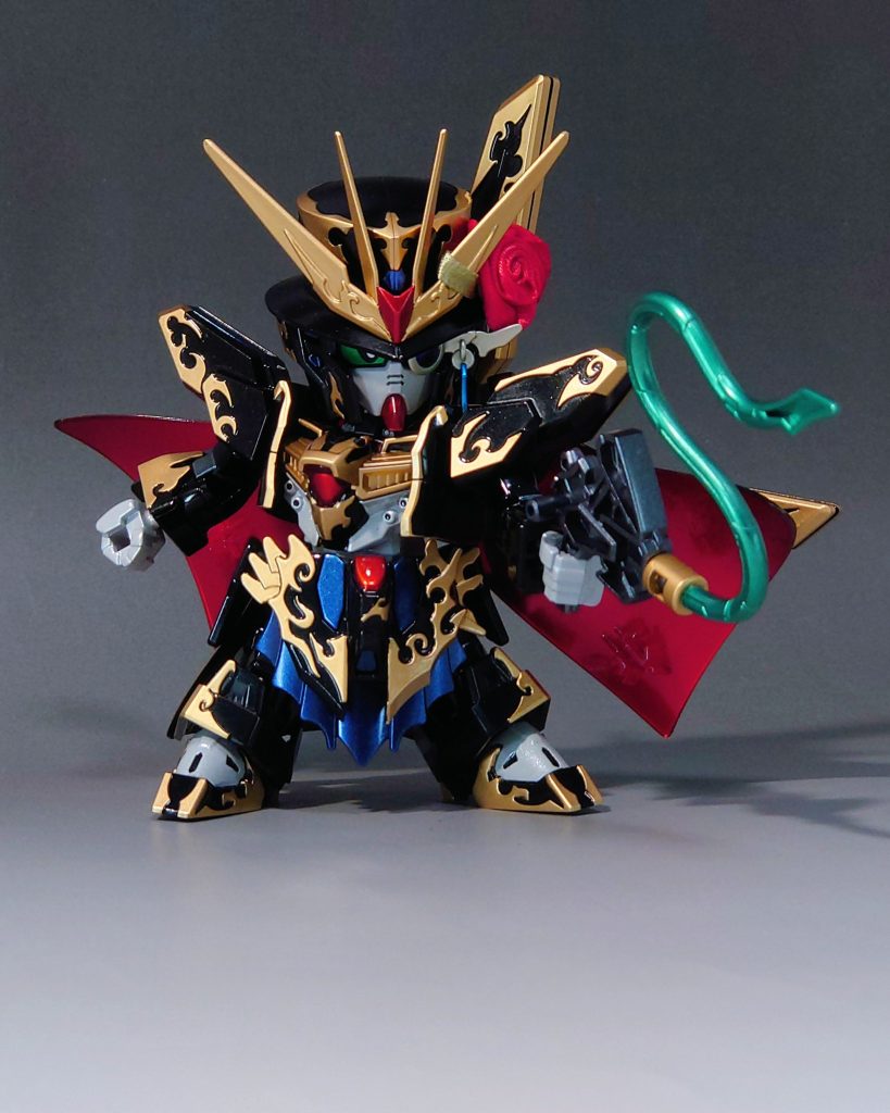 武器は塗り分けが面倒なのでほぼ単色。