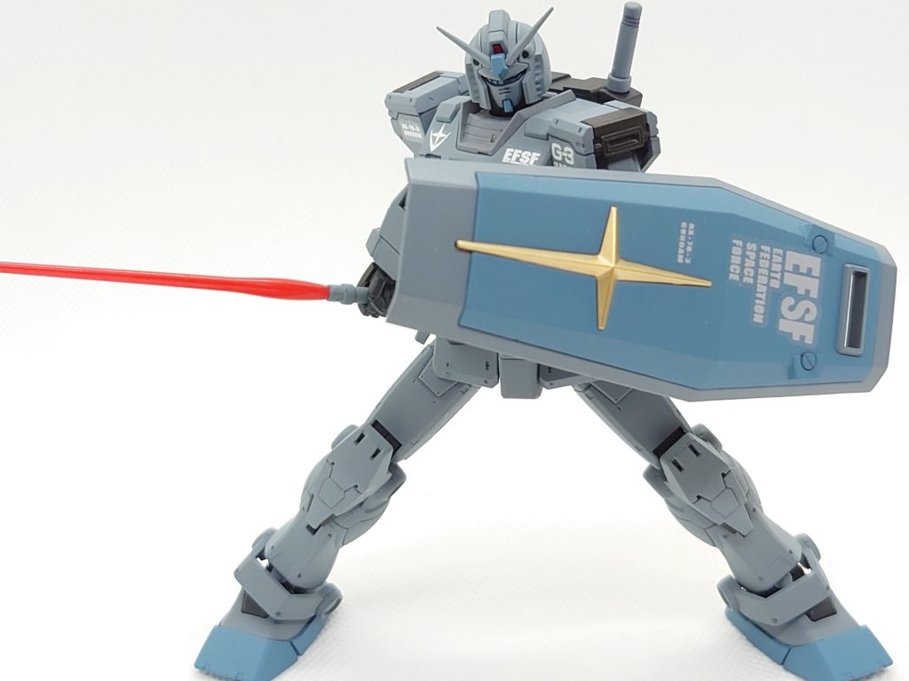 デカールはRG、HG、MGのモノを使用。今回も余り貼り過ぎず、デカールの主張は控え目。