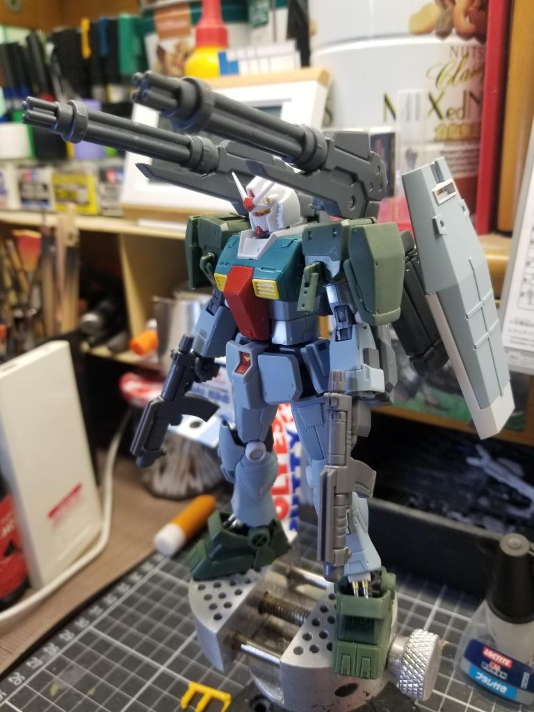 仮組段階。 ホントはジムヘッドの 予定だったのですが、 脳内ストーリーで(笑) 変更してみました。