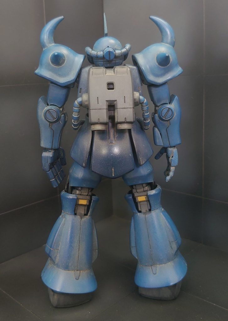 背面。膝裏のイエローの部分は何となくアクセントが欲しくなって、という感じです。特に意味はありません。