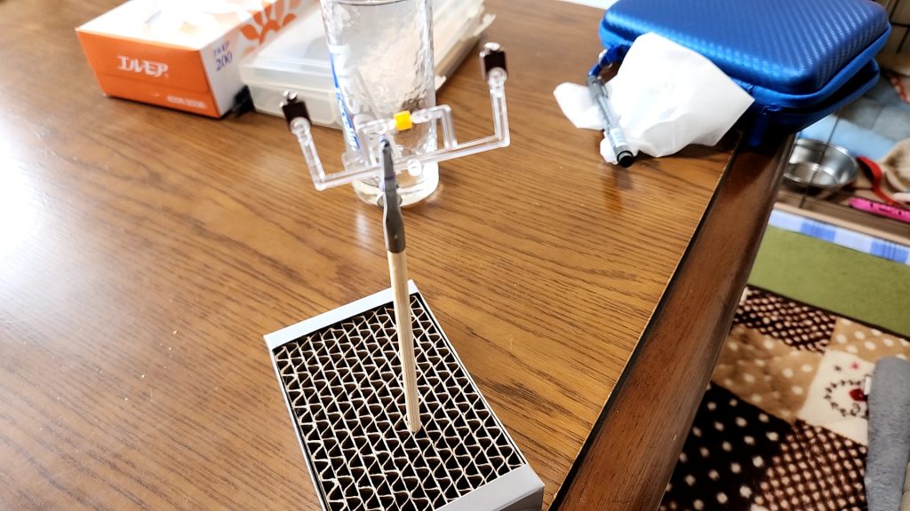 無塗装…とは言いましたがリーオーNPDだとカメラアイに色が付いてなかったので…ガンダムマーカーの黄色で塗って何とかしました。