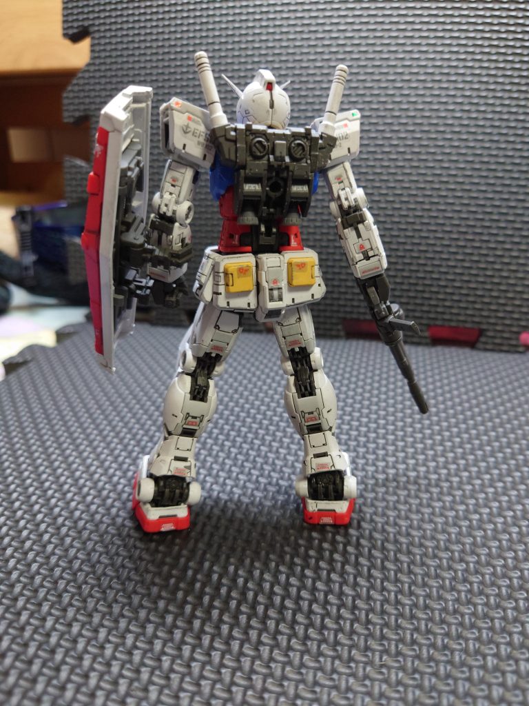 RX-78-2 ガンダム Ｖｅｒ．2,0–4枚目/制作者：英典