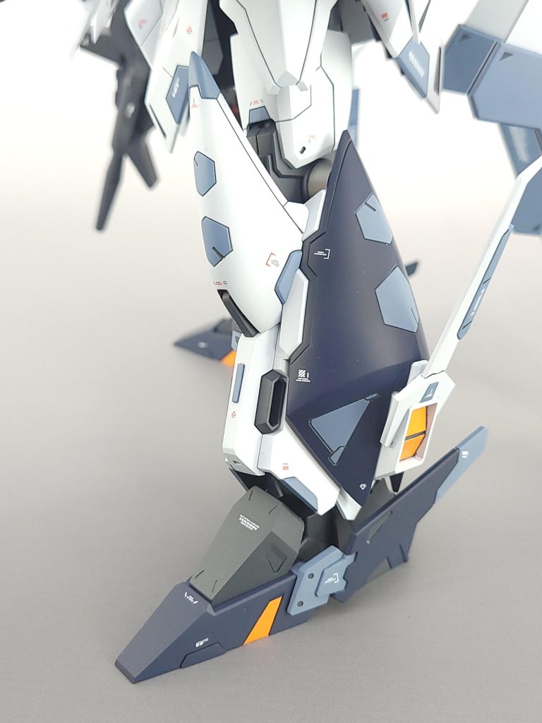 HG クスィーガンダム–5枚目/制作者：すばる