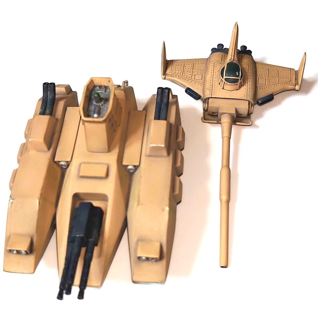 折角分離するのでザクタンクにすげ替えれるようにしたいな…と思いつつ月日は経ち、そして旅立っていきました。前回初めて投稿させていただいたグフを見てくださった方ありがとうございます。文末に今度の投稿はHGズゴックと書きましたが過去に作った作品の写真が出てきましたので整備兵シリーズの合間に投稿しようと思います。