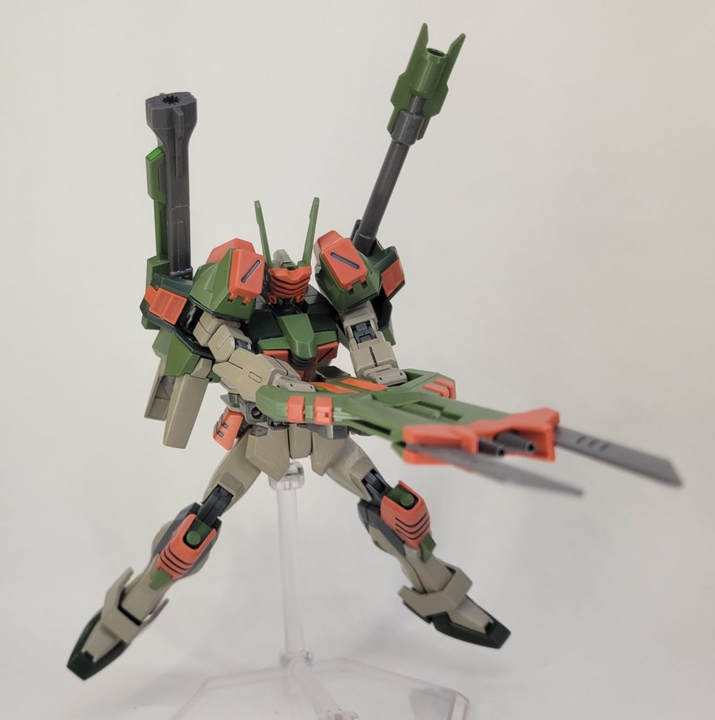 ライフルの連結は可能。肩は引き出したり怒り肩も出来るので、連結状態が一番seedアクションシステムを活かせてるかもしれないです。