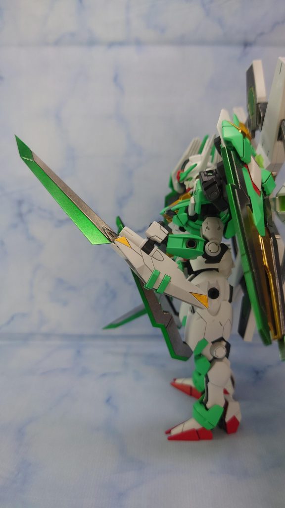 武器はホビージャパンの付録だったフェイダトンファー持たせてます