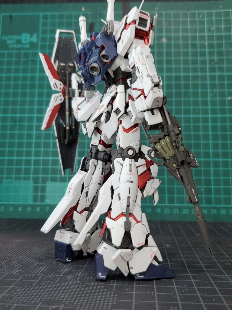 RGユニコーン–3枚目/制作者：MJ